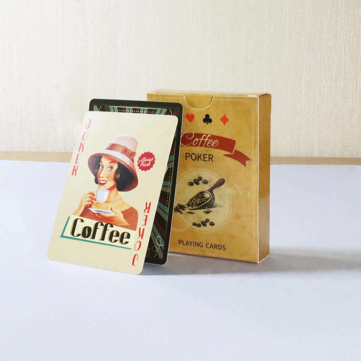 Coffee Paper Playing Cards Vin - đánh giá và giá Board Game Vantage