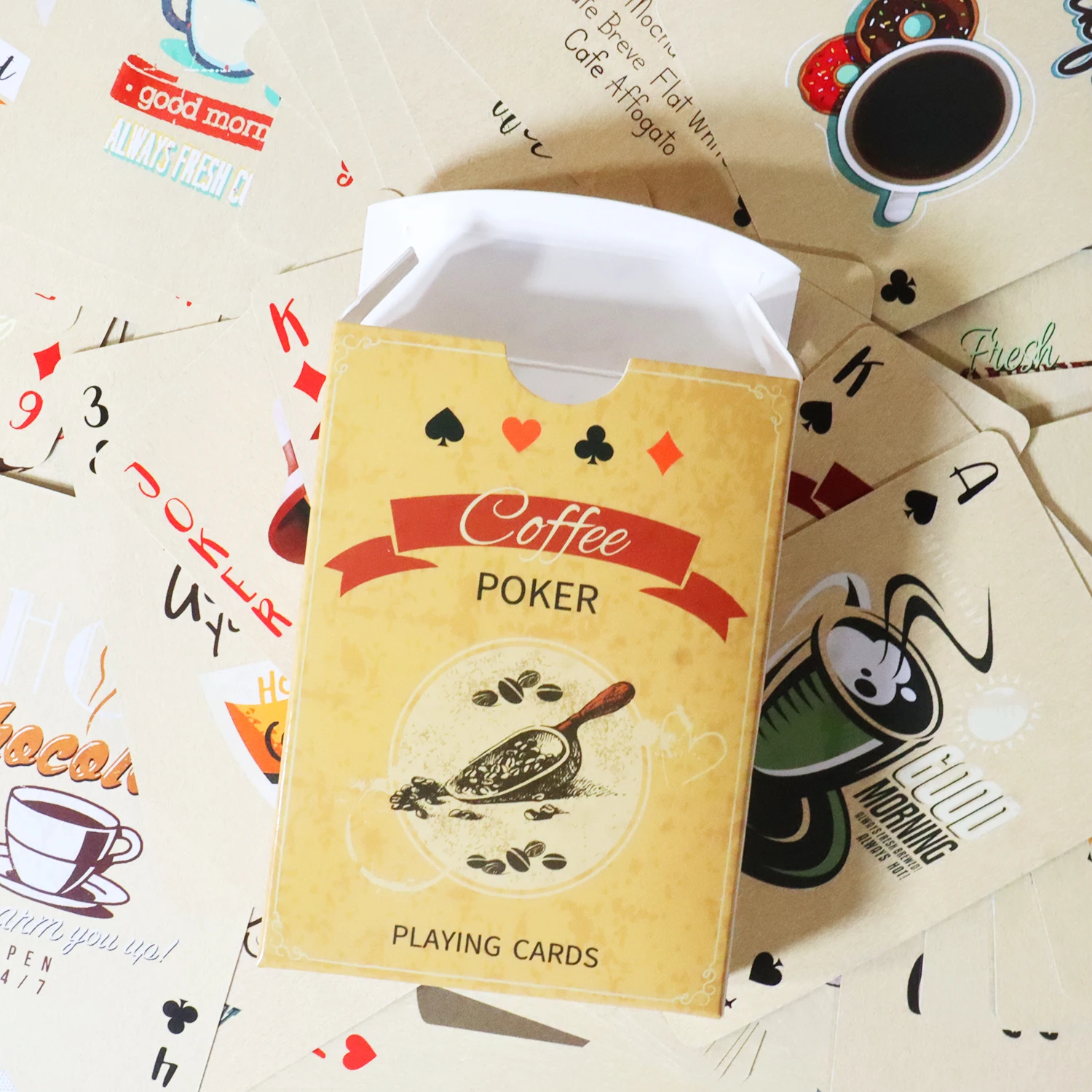Coffee Paper Playing Cards Vin - đánh giá và giá Board Game Vantage